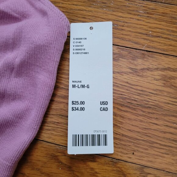 NWT URBAN OUTFITTERS | Cozy Up Seamless Convertible Bra Halter Top | Sz. M/L - Picture 6 of 9